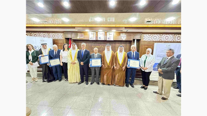الشارقة تكرّم 4 أدباء أردنيين في عمّان