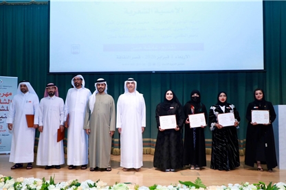 Poetic Voices Resound with Love of the Homeland While Others Reflect on the Human Experience 