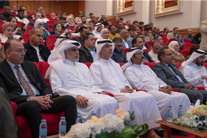 ضمن فعاليات مهرجان الشارقة للشعر العربي قصائد تحتفي بالأمل وتحلق في فضاءات المعنى