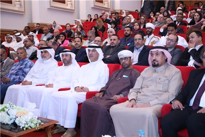 في ثاني أمسيات مهرجان الشارقة للشعر العربي  قصائد تلامس الوجدان وتنبض بالحنين