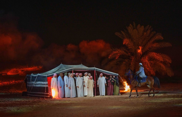 مهرجان الشارقة للمسرح الصحراوي "8"